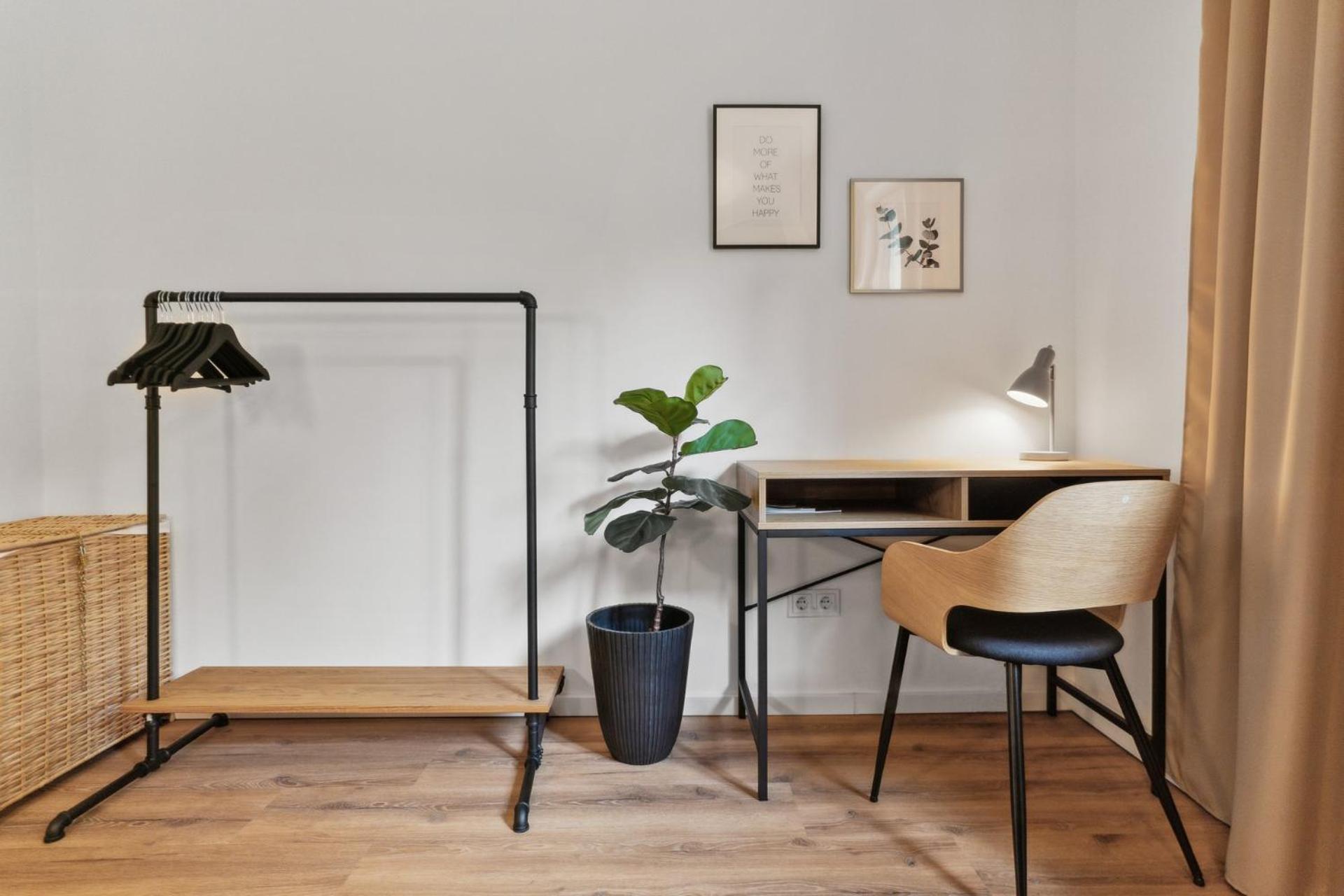 Deluxe Apartment In Bielefeld City Mit Parkplatz Und Terrasse ภายนอก รูปภาพ